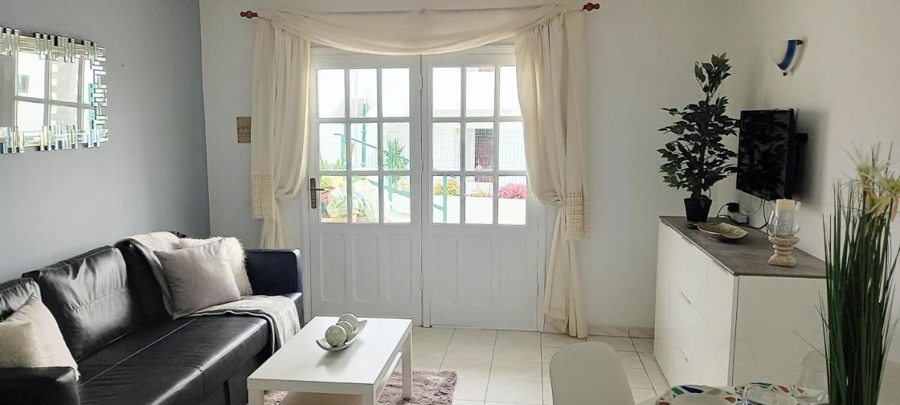 Beautiful Spacious 1-Bed Apartment With Aircon Puerto del Carmen  Luaran gambar