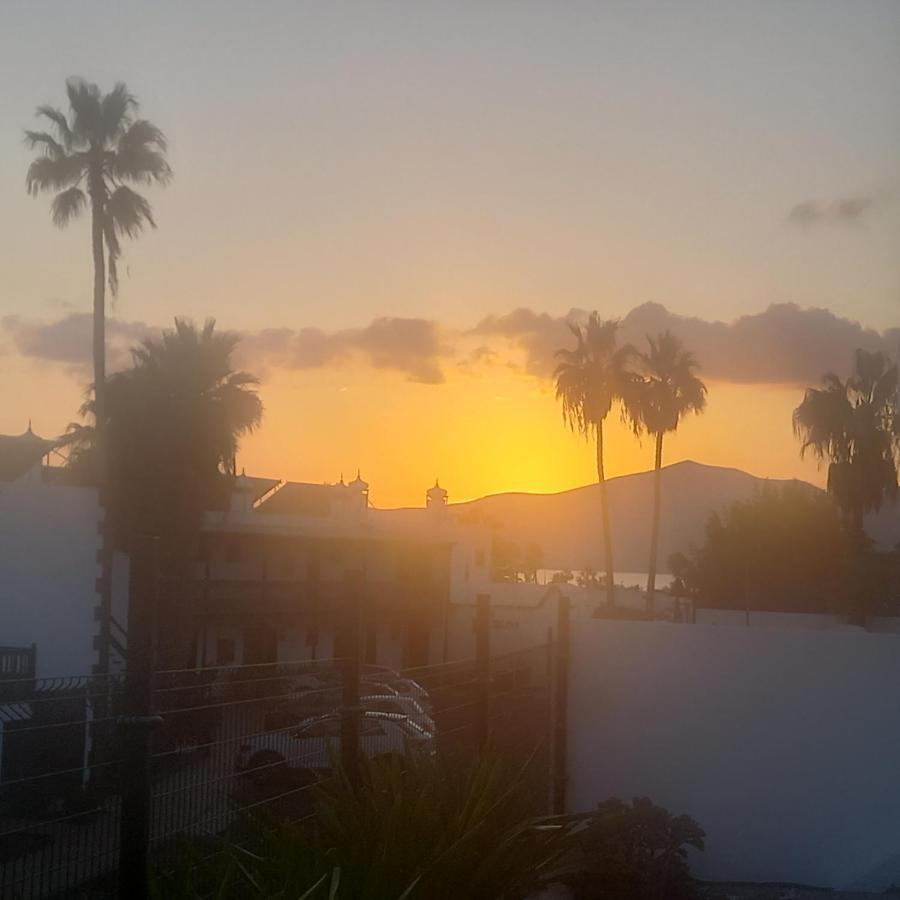 Beautiful Spacious 1-Bed Apartment With Aircon Puerto del Carmen  Luaran gambar